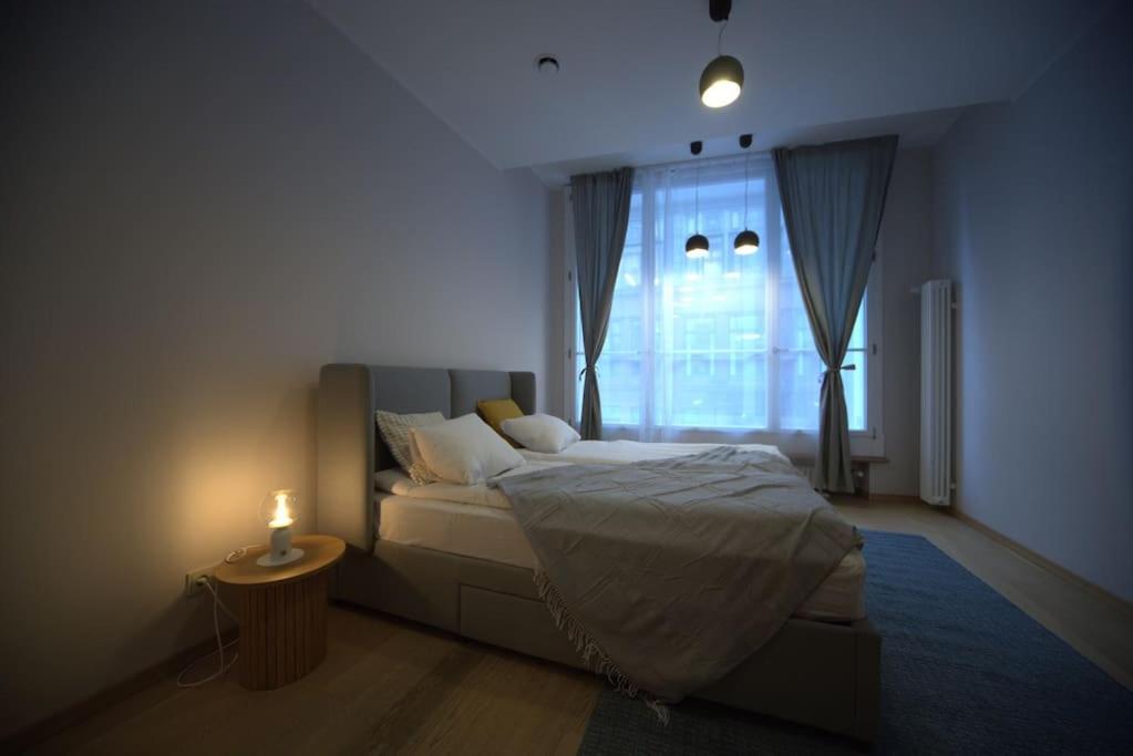 3 Bedroom Apartment In The Old/T Riga Exterior photo