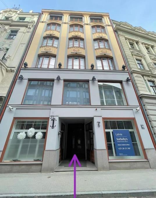 3 Bedroom Apartment In The Old/T Riga Exterior photo